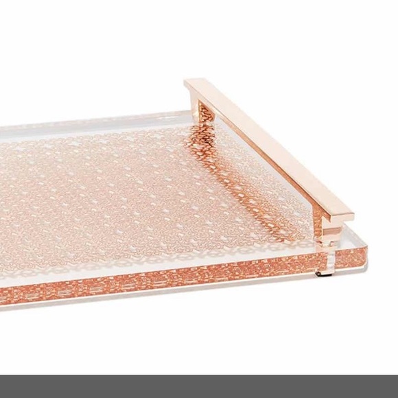 ❌❌SOLD❌❌Kendra Scott Filigree Acrylic Tray - Picture 3 of 5
